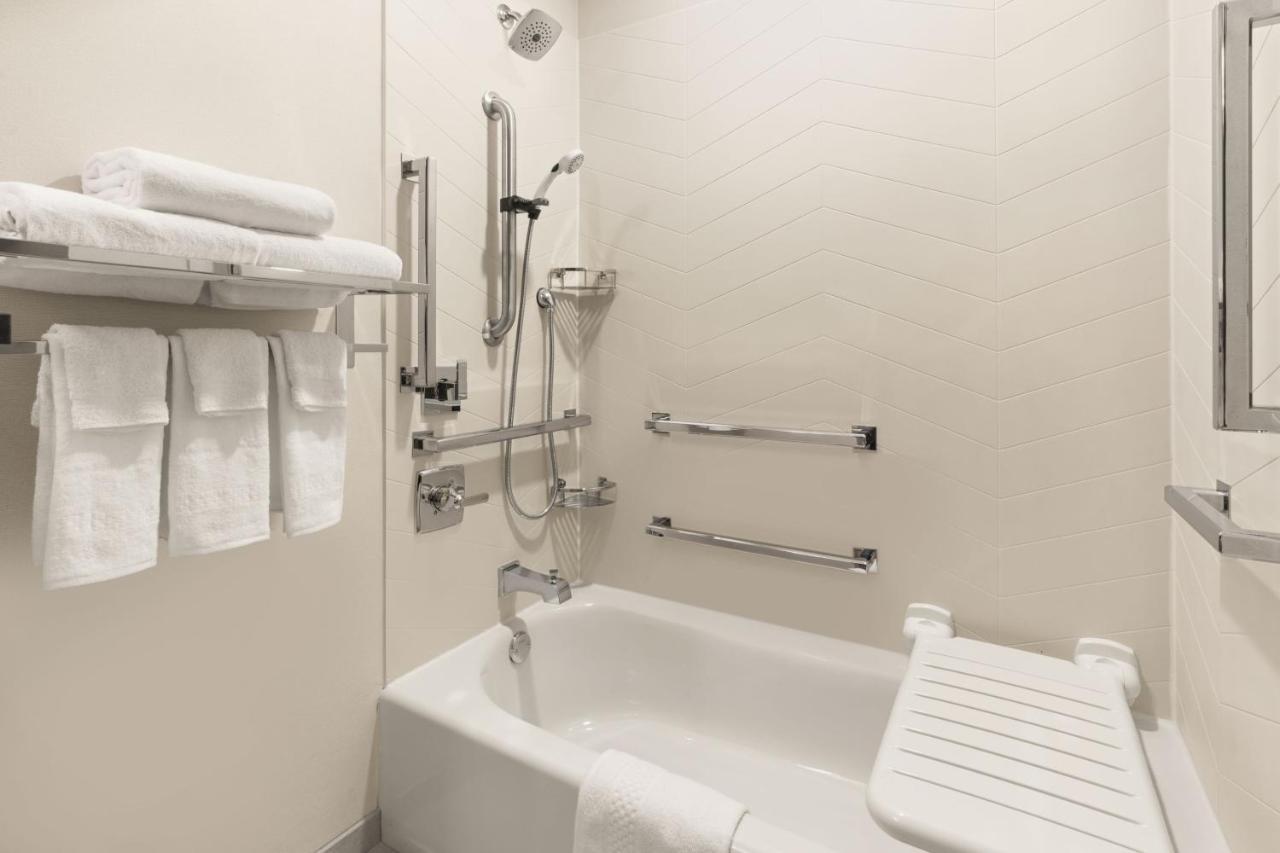 Fairfield By Marriott Inn & Suites Seattle Poulsbo Eksteriør billede